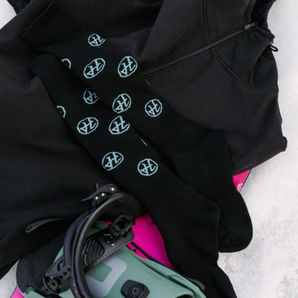 BLACK HH SNOWBOARDING SOCKS