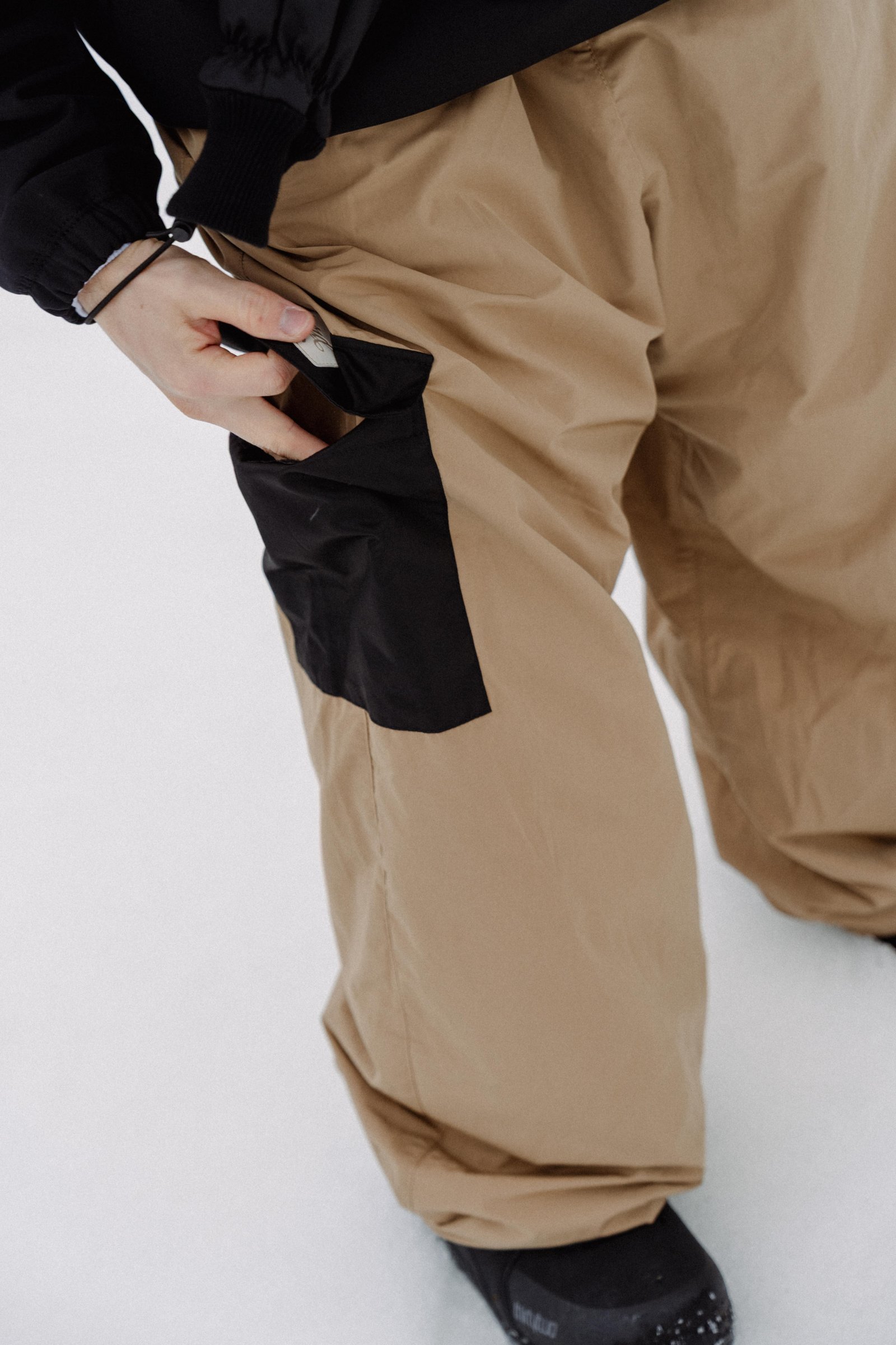 BEIGE BAGGY HH PANTS - Image 2