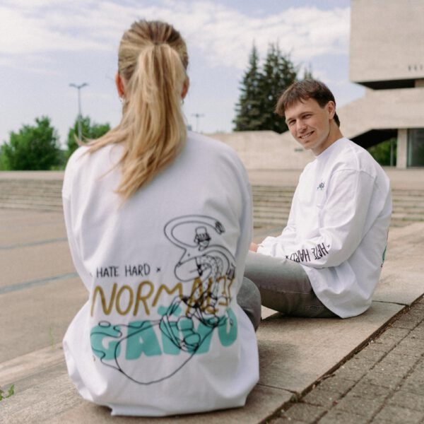 WHITE HH LONGSLEEVE